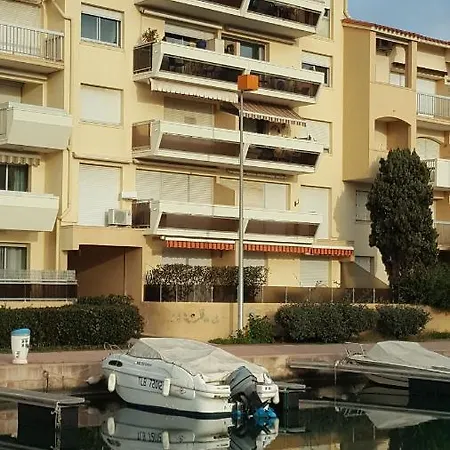 Apartment Beau T2 Au Calme Avec Parking Sublime Vue Sur Port Canet-en-Roussillon